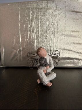 Willow Tree Angel Figurine
